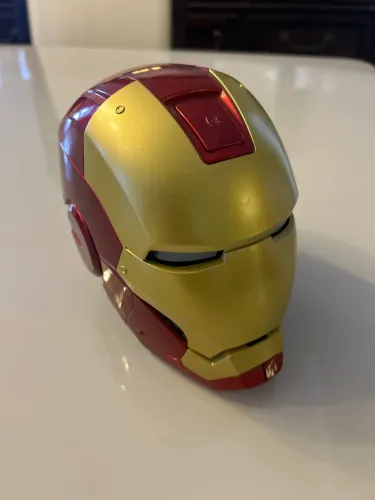 Caixa de som PEQUENA Marvel Iron Man