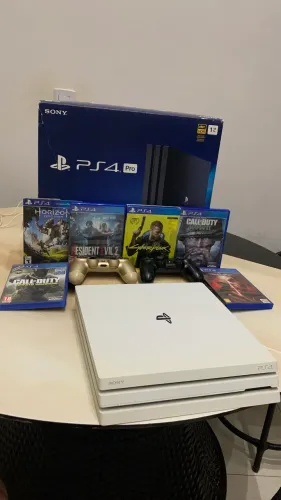 PS4 Pro Branco 1 TB com mais 2 controles e 6 jogos