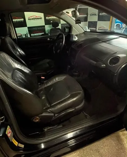Volkswagen New Beetle 2.0 MI Mec./aut. 2008