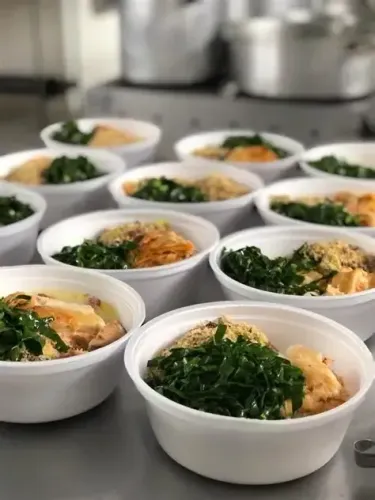 Fornecedor de alimentação Obras e empresas