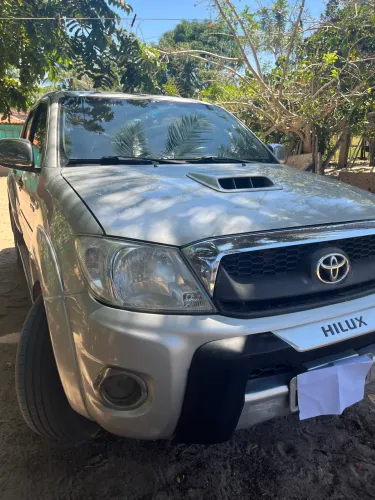 Toyota Hilux CD SRV D4-d 4X4 3.0 TDI Dies 2010