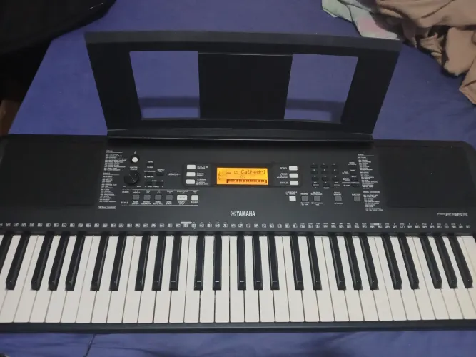Teclado Yamaha PSR E3636