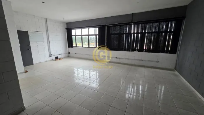 Galpão para locação de 500m² no Jardim Emília em Jacareí-SP: espaço ideal para o seu negóc