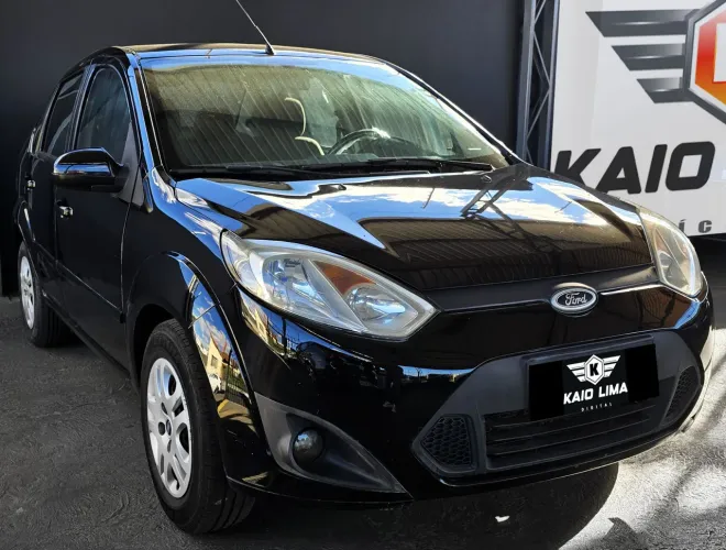Ford Fiesta Sed. 1.6 8V Flex 4P 2013