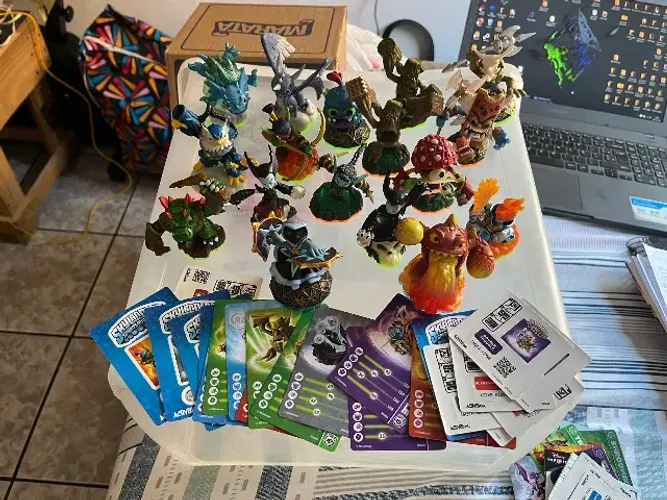 Skylanders bonecos 