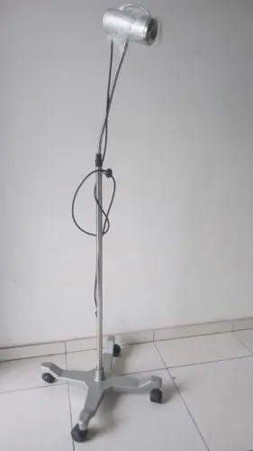 FOCO PARA EXAME CLINICO  EM INOX    