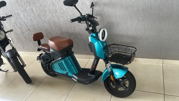 Moto scooter elétrica 1000watts Duos E-trek 