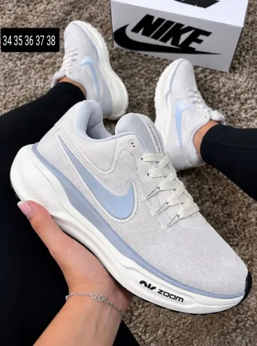Novo modelo de tênis Nike feminino