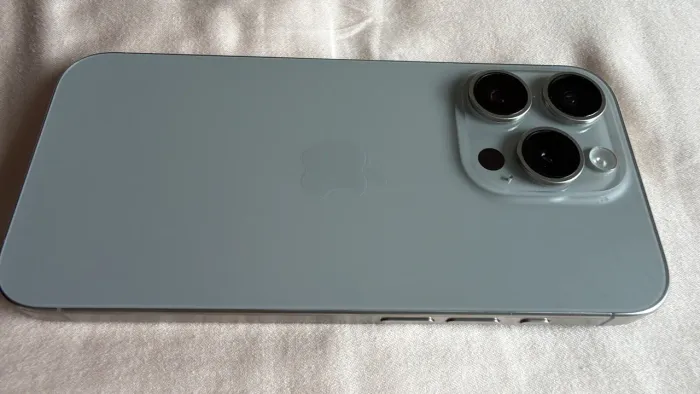 iPhone 15 pro 256 Gh