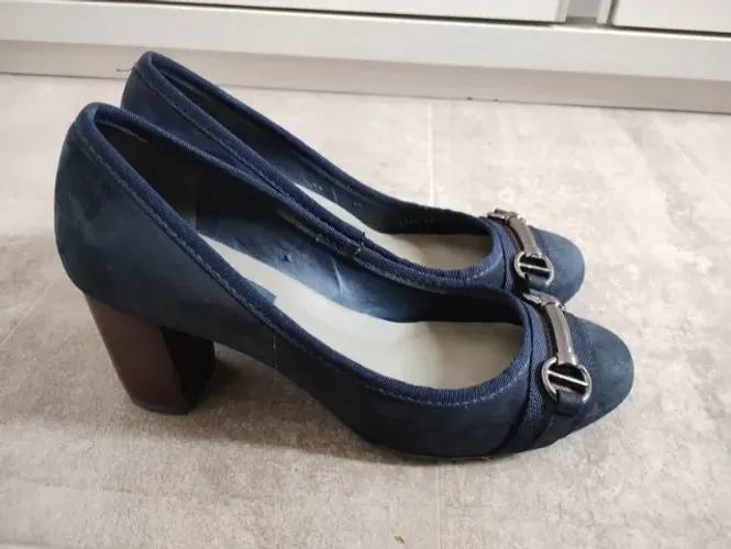 Sapato Azul Marinho Shoestock 34 Salto Médio Camurça Feminino