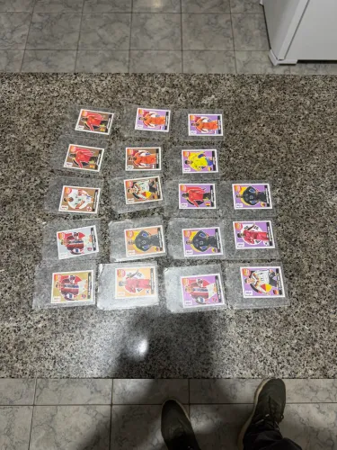 Figurinhas legends