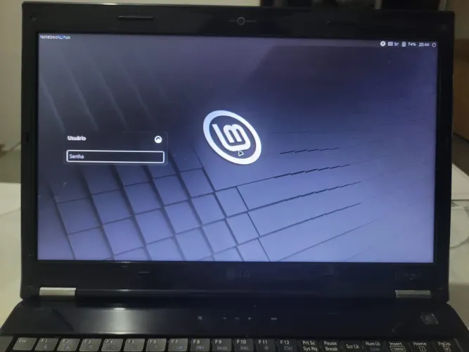 Notebook LG Intel Core I3 8GB RAM (HD 216gb)