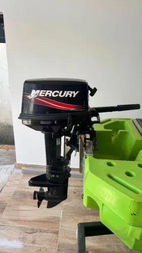 Motor Mercury 8HP Autoboat e elétrico