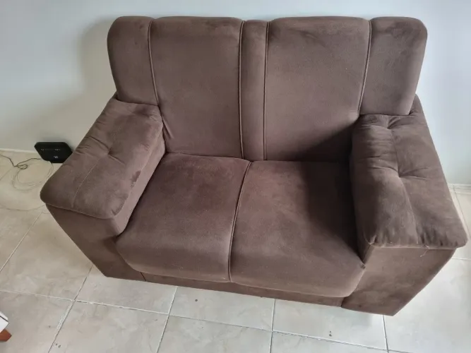 Sofá 2 Lugares Marrom