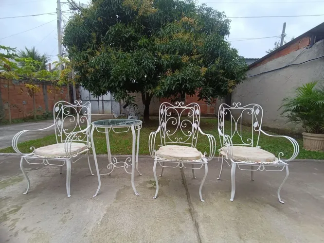 Jogo de mesa de jardim
