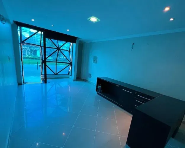 Vendo imóvel comercial - Com 204 m2 por 1 milhão e 300 Reais 