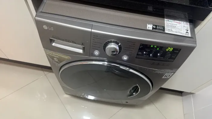 Máquina lava e seca LG usada