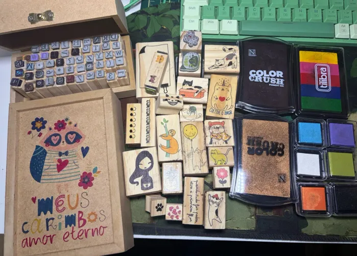 Kit de carimbos da marca Veio na Mala - usado