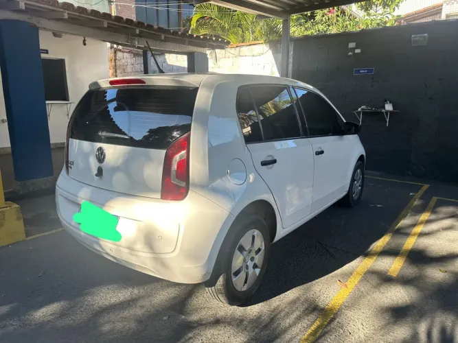 Volkswagen Up! Take 1.0 Total Flex 12V 5P 2015