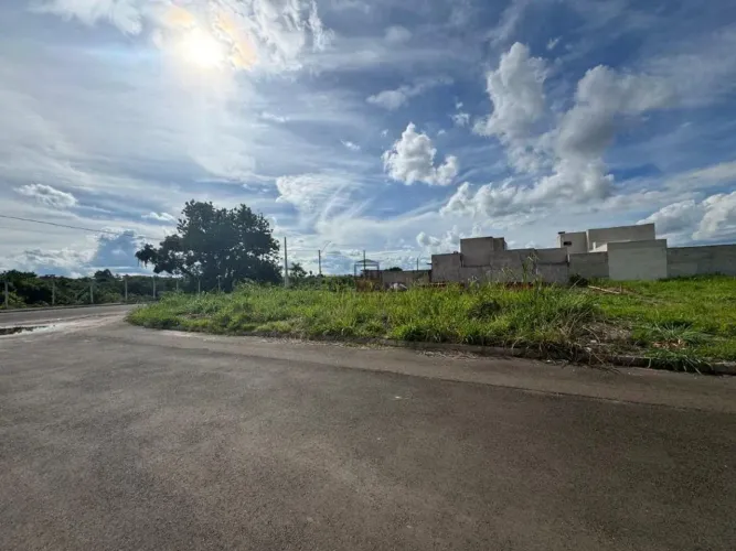 Terreno à venda em Piracicaba, Campestre