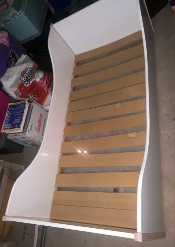 Cama solteiro Júnior Tok Stok com Colchão incluso