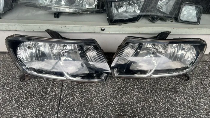 Par Farol Sandero Logan (2015-2019) ORIGINAL