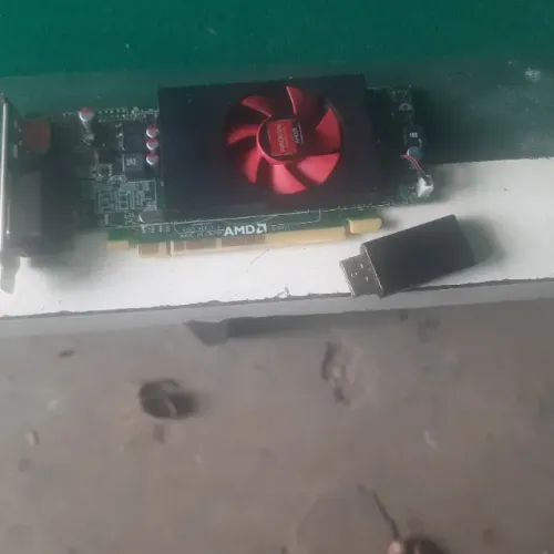 Placa de video r5 240 1gb mais display port hdmi