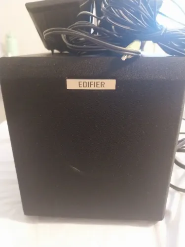 CAIXA DE SOM PARA PC X100B EDIFIER - 15W RMS DE POTÊNCIA, SUBWOOFER, BIVOLT