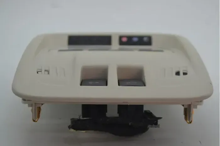Luz Interna Teto Cortesia Chevrolet Cruze 2018 Original