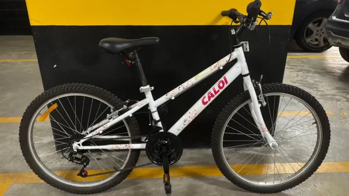 Bicicleta CALOI CECI EM PERFEITO ESTADO