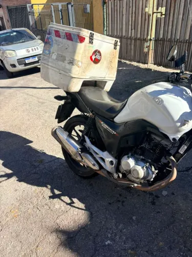Vendo cg cargo tenho as carenagem o paralama