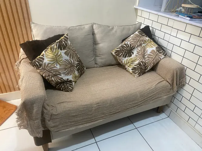 Sofá 2 lugares