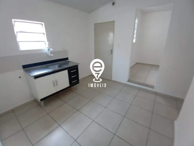 EXCELENTE CASA DE VILA PARA LOCAÇÃO DE 1 DORMITÓRIO NA VILA GUMERCINDO!