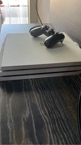 Play status 4 Pro