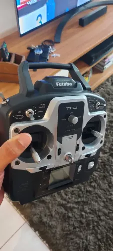 Aeromodelismo - Radio Futaba TJ6 