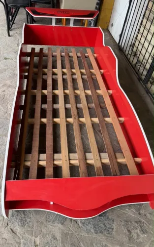 Cama infantil carros usada