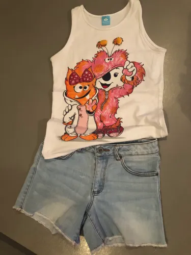 Conjunto Shorts Jeans Zara e Regata Lilica Ripilica 9/10 anos.