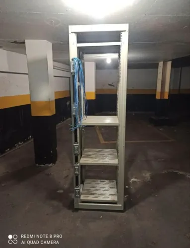 7 unidades de Estantes rakes para modem com 4 divisorias (4 prateleiras)