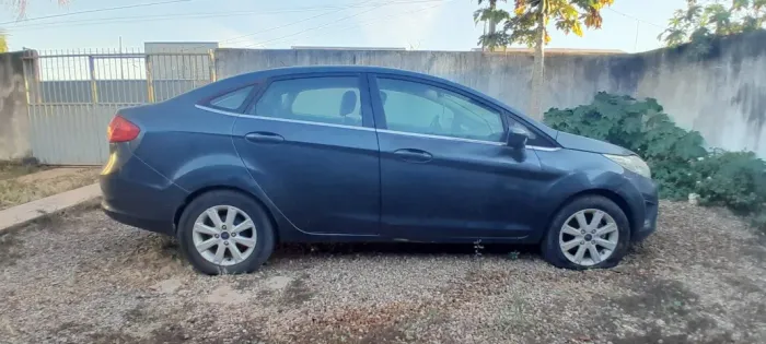 Ford Fiesta Sedan SE 1.6 16V Flex 4P 2011