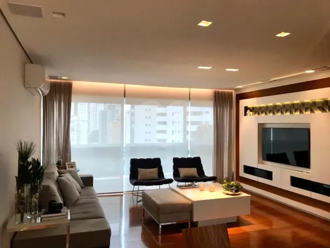 Apartamento à venda com 4 quartos, sendo 1 suíte, no condomínio Vila Borghesi, São Paulo -