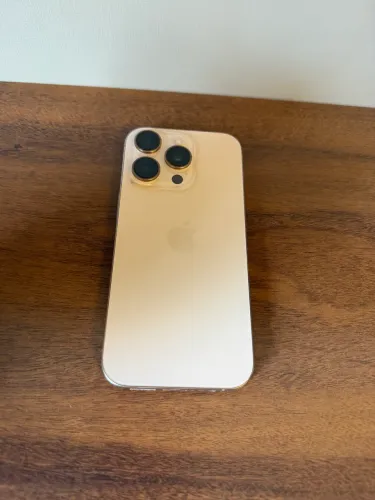 iPhone 16 pro 1tb usado