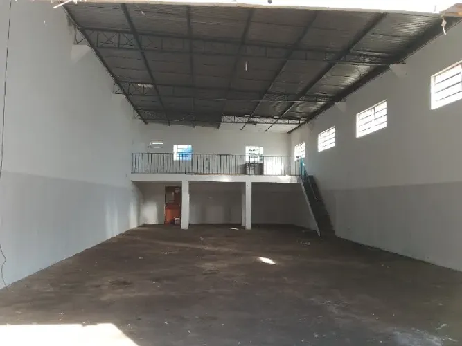 Alugo salão arena Pantanal 