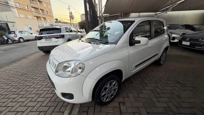 Fiat Uno Vivace/rua 1.0 EVO Fire Flex 8V 5P 2015