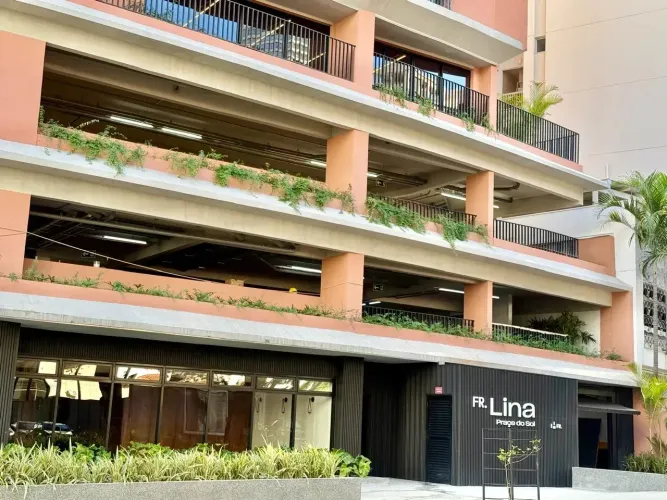 Apartamento 3 suítes à venda a poucos metros da Praça do Sol e Praça Tamandaré no Setor Oe