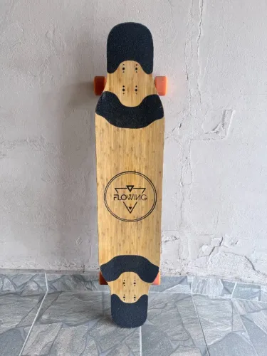 Longboard Shape Flowing