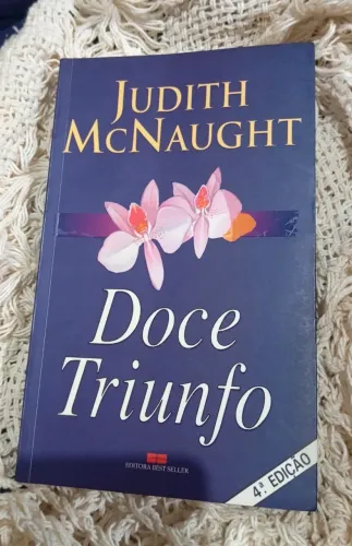 Livro Doce Triunfo - Judith McNaught