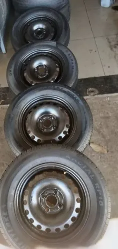 4 rodas aro 14 de ferro originais da VW gol G6, G7, G8 com pneu 80% de borracha