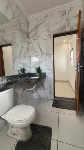 Alugo casa na zona norte 
