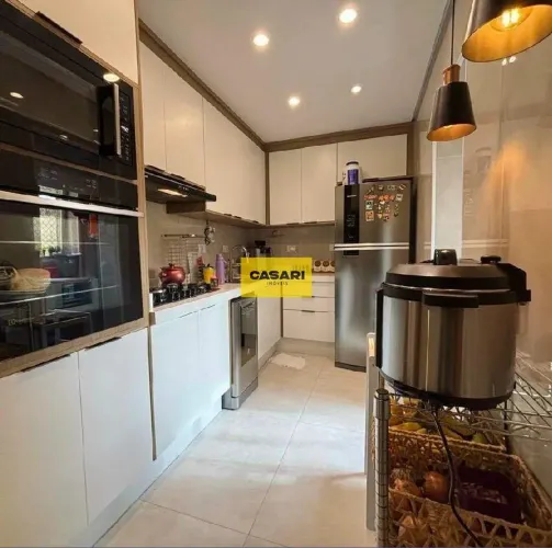 Apartamento com 2 quartos ,totalmente reformado com móveis Italínea para venda no bairro V
