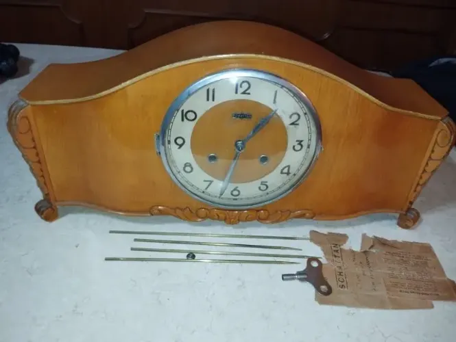 Relógio de mesa antigo marca SCHATTAN meio-carrilhão(bim-bam) - vídeo